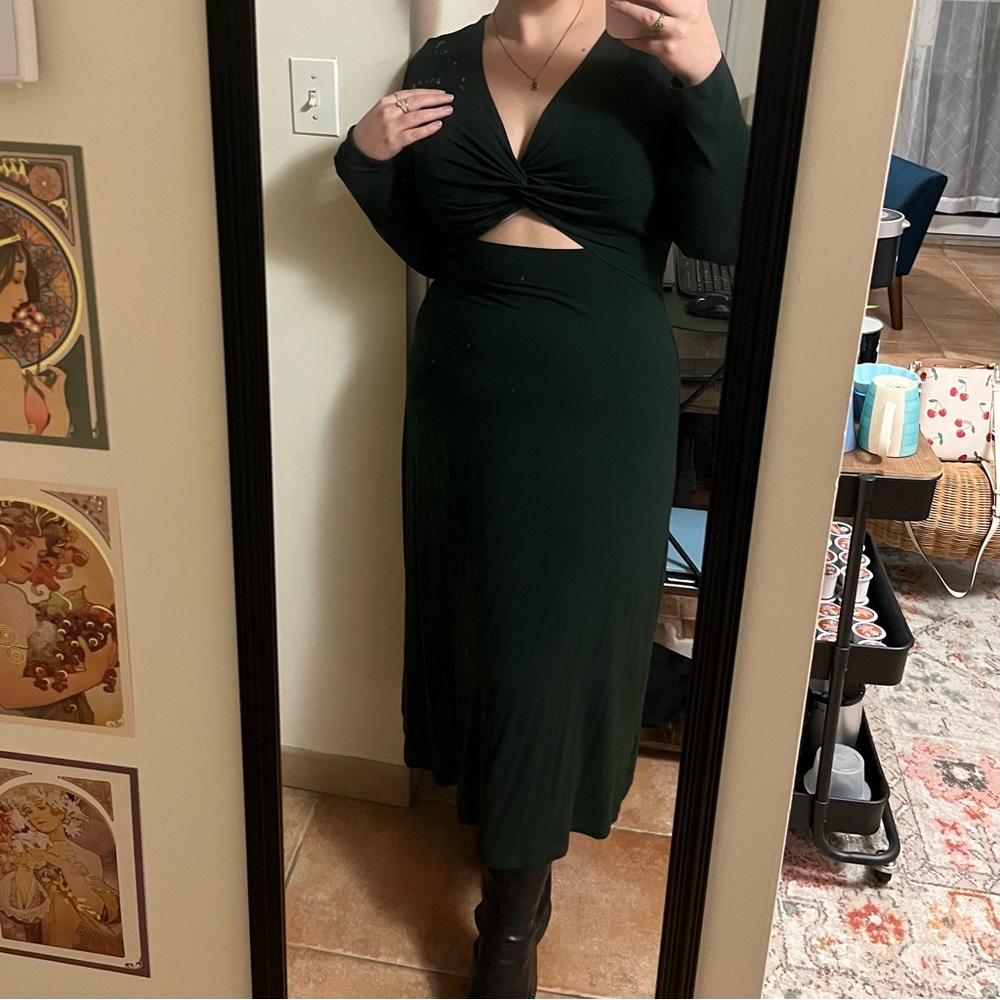 Elegant Dark Green Long Sleeve Cut Out Dress